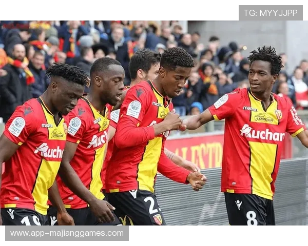 朗斯后卫桑加雷50次抢断，防守效率冠绝法甲